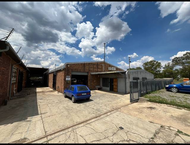 670M² WAREHOUSE FOR SALE IN DAGGAFONTEIN
